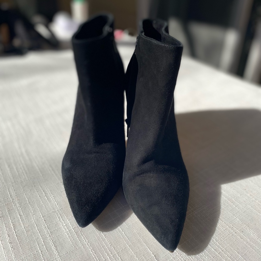 VINCE stiletto black suede leather booties